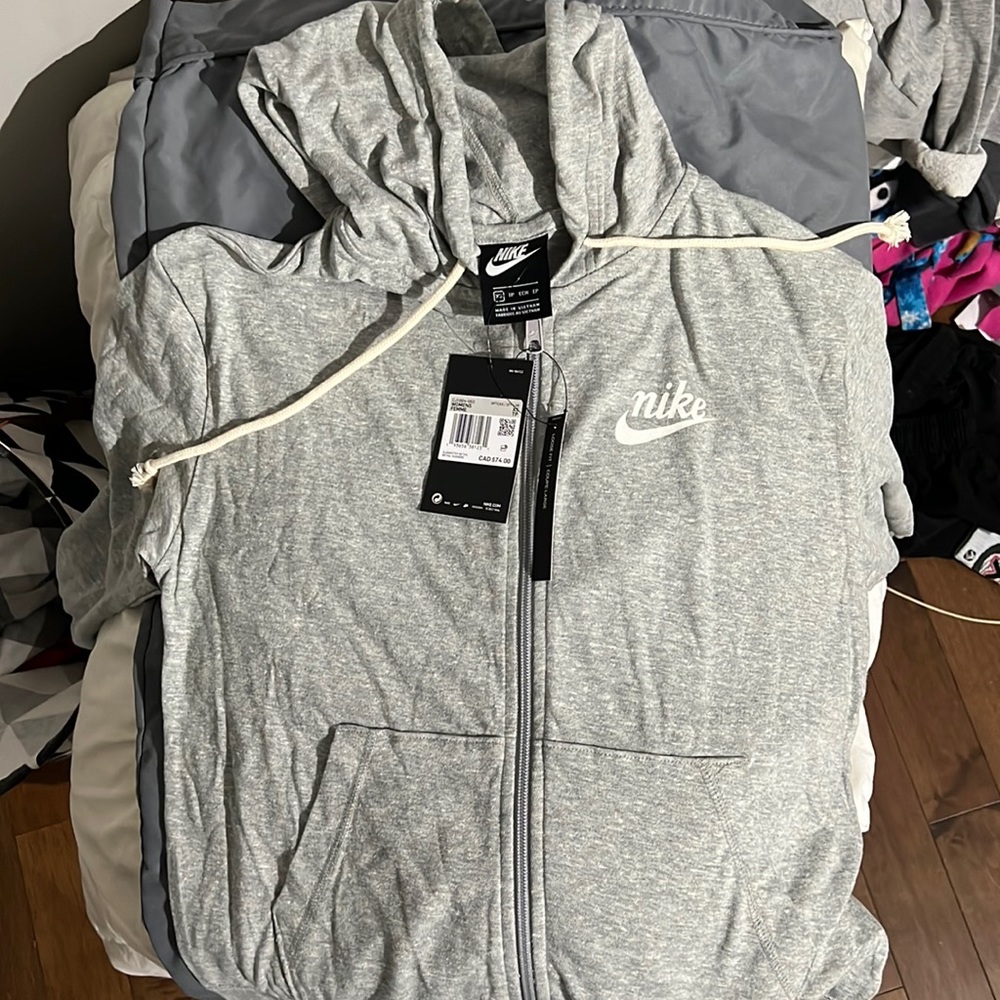 NWT Nike Women’s Zip Up Hoodie
